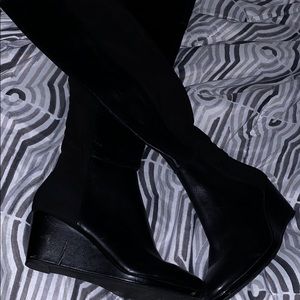 Boots Worn twice in good Condition